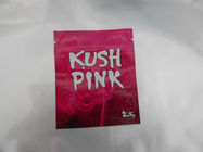 草の香のジッパーのポリ袋 2.5g のピンク KUSH のブレンドのポプリ