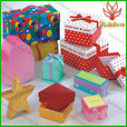 Recycable の紙箱を包むピンクおよびオレンジ多彩なギフト用の箱の紙箱
