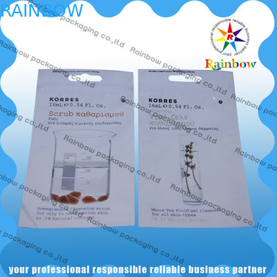 明確な窓およびハンドルの穴が付いている Korres Comestic の包装袋