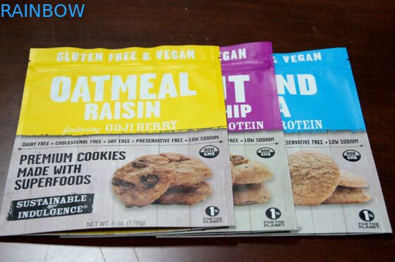 鮮やかな印刷物ホイルは軽食の包装袋/Doypack マイラーのジッパーのクッキーの袋を並べました