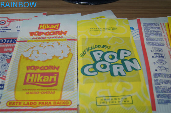 食品等級の軽食のために開いた平底のブラウンによってカスタマイズされる紙袋の上