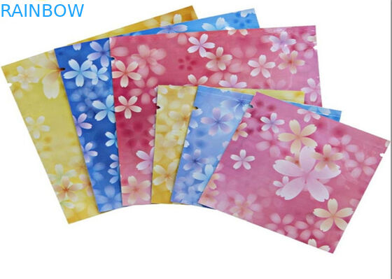 マスクのために包むカスタマイズされた3つの側面によって密封されるピンク色化粧品袋