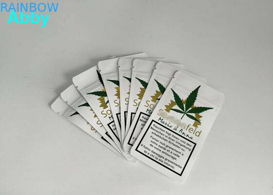 印刷の金のマットのアルミ ホイルは化学障害の側面のガセット10000 MOQを袋に入れます