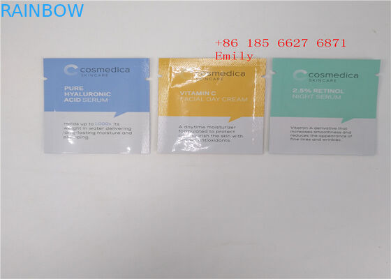 顔のマスクの化粧品の包装袋