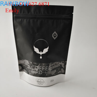 一方通行弁のガスを抜くことの250g 500gを包むホイルの袋をファスナーを絞める