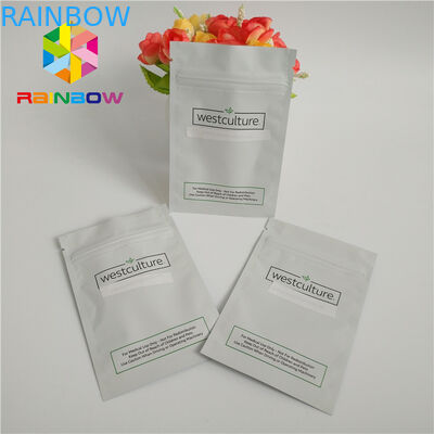 カスタマイズされる化粧品のクリーム色オイルのジッパーのシール袋アルミ ホイルの袋を印刷します