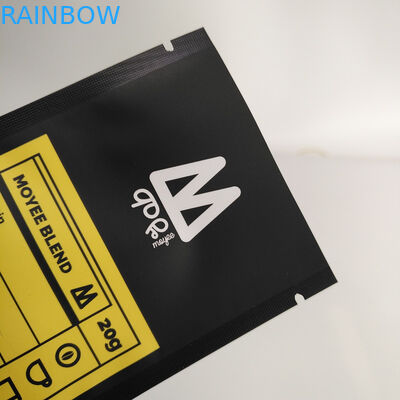 1つのkgは500グラム250グラム袋の中の上のジッパーそしてアルミ ホイルが付いている黒い無光沢のコーヒー包装袋を立てます