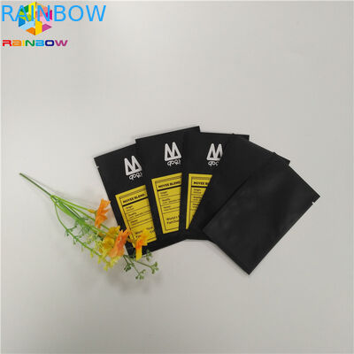 小さく黒い色はジッパーの袋3の側面によって密封されるアルミニウム マイラー ホイルを立てます