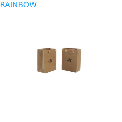 Doypackは袋のハンドルによってリサイクルされる小さいハンドメイドのクラフト紙袋を立てます