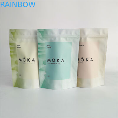 ジップ ロック式の袋ボディをごしごし洗います中ホイルが付いているバス ソルトのための包装袋を立てて下さい