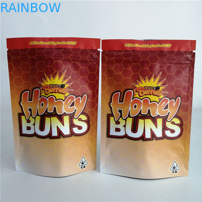 カスタマイズされた3.5gクッキーのナットの雑草はジッパーの袋プラスチック キャンデー袋7g 18g 24gの上に立つ