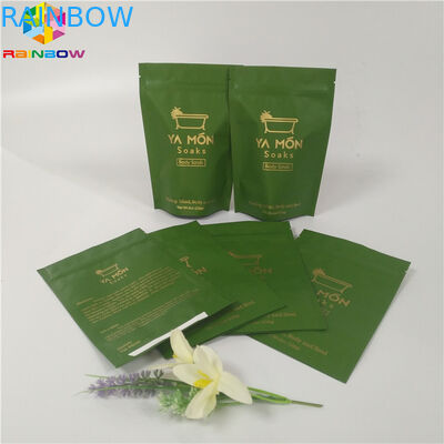 ボディは包装袋の上にクリームMOPP VMPETを立つごしごし洗う