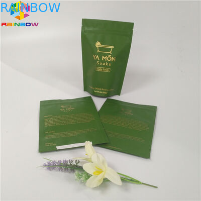 ボディは包装袋の上にクリームMOPP VMPETを立つごしごし洗う