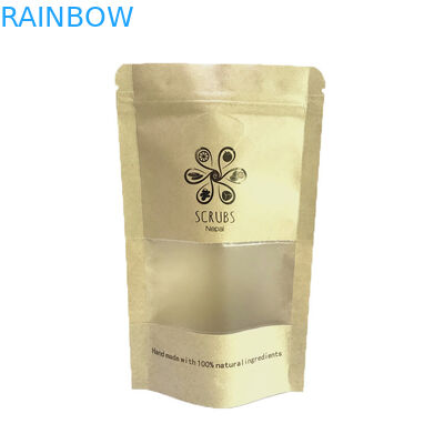 クラフト紙のコーヒー包装袋はコーヒー包装のための袋の上に立つ