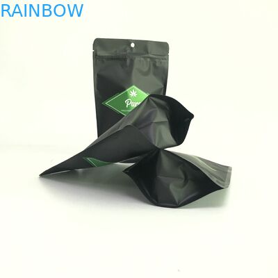 受け入れられる粘着性袋の注文を印刷するデジタルはPakcgaing袋の上に立つ