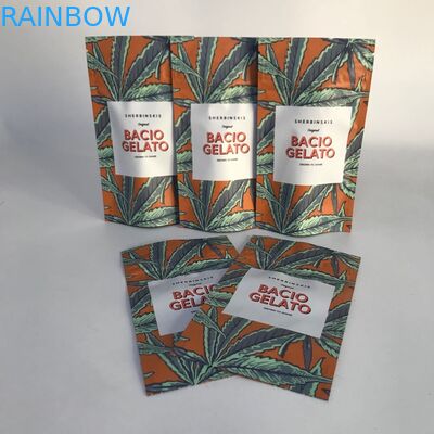 Cannabsisの包装袋の上の注文の受け入れられたマットのアルミ ホイルの立場