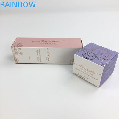 環境に優しいペーパー物質的で贅沢なカスタマイズされたペーパー ギフト用の箱はカスタマイズされた形のロゴの箱の化粧品箱の上で作る