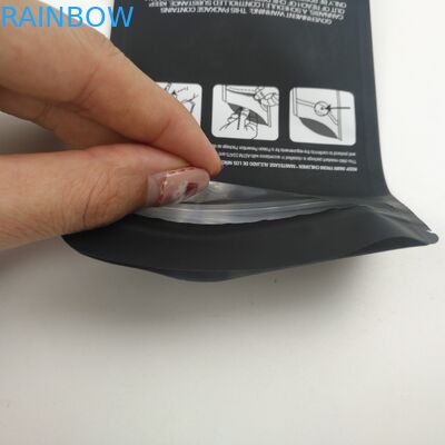 カスタマイズされたロゴの柔らかいタッチ3.5g 7g 14g 28gは麻のインド大麻のクッキーKushのための袋を立てる