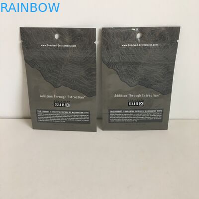 ハンガーの穴の明確な窓が付いているジップ ロック式1gインド大麻の花のプラスチック袋が付いている袋のマイラー袋の上の臭いの証拠の立場