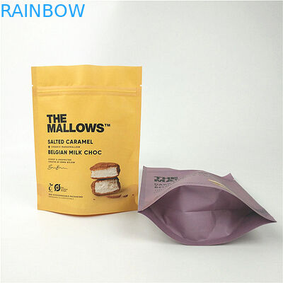 軽食は袋によって薄板にされるMOPPペットPEの上のチョコレート クラフト紙の立場を搾り出す