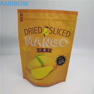 インド大麻のチョコレート・バー包装袋のアルミ ホイルDoypackはロゴの袋の上に立つ