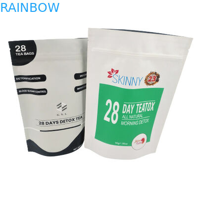 クラフト紙の袋の中の光り輝くかマットで完成した乾茶袋のパッケージ