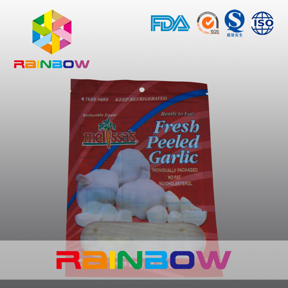 包む新しい皮をむかれたニンニクのプラスチック袋/マイラーのジッパーは袋に入れます