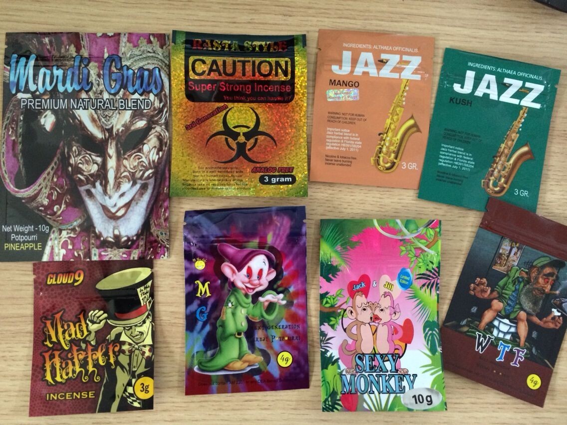 3 人の側面はジッパーが付いている草の香のアルミ ホイル袋をヒート シールしました