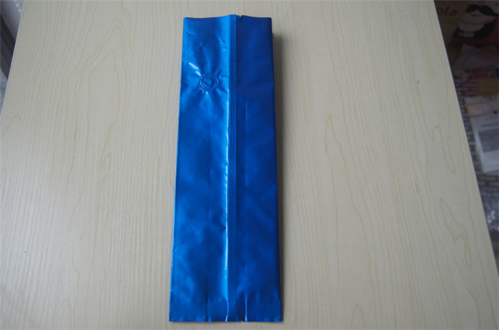 250g は弁が付いている側面のガセットのコーヒー バッグを包む印刷のホイルによって並べられるティーバッグを嘆きます