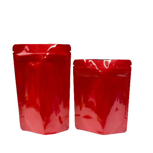 薄板にされたプラスチックDoypackは袋の臭いの証拠の上に立つ