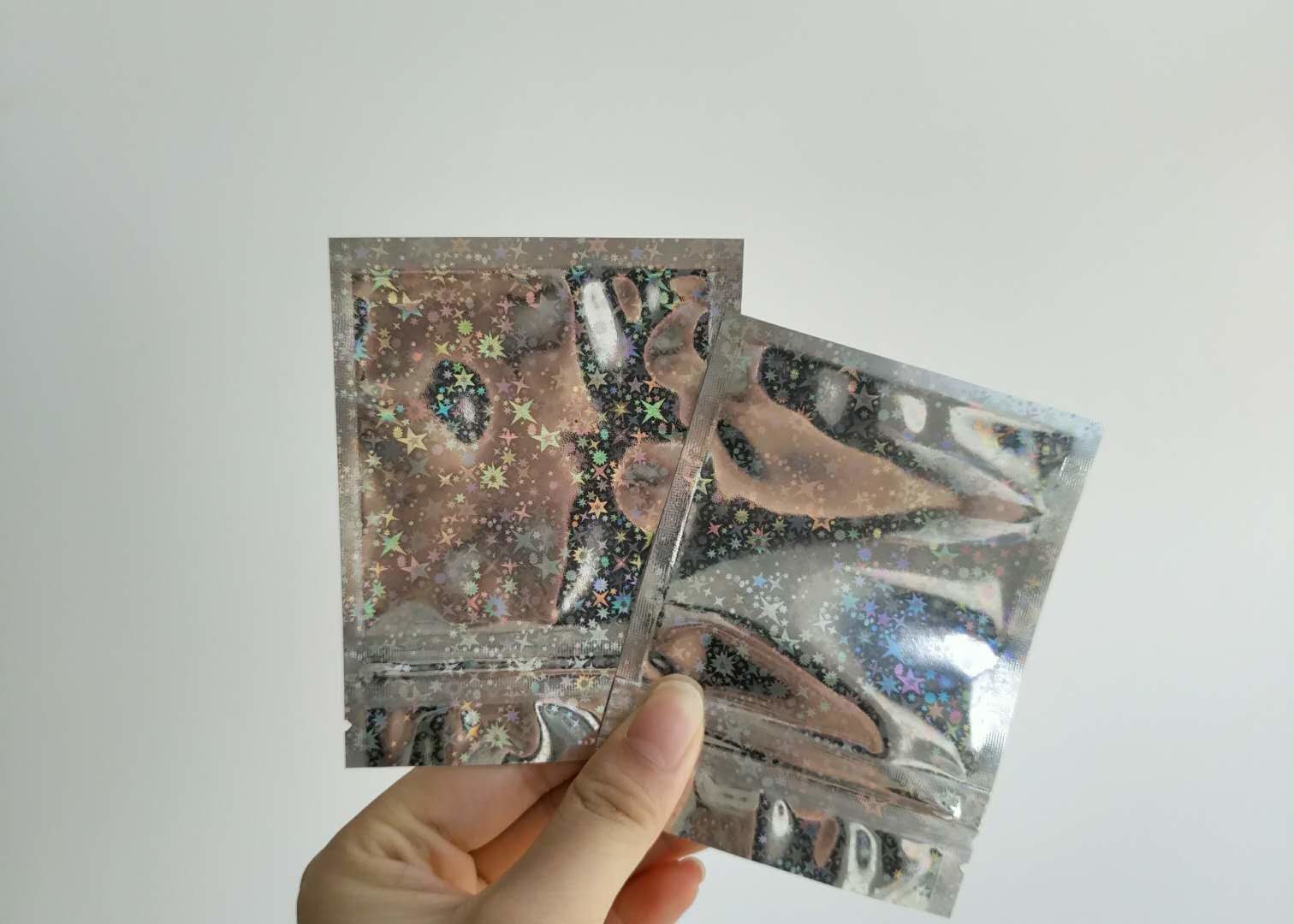 カスタマイズされた構造のアルミ ホイルの袋タバコのために密封される5つのMmの側面