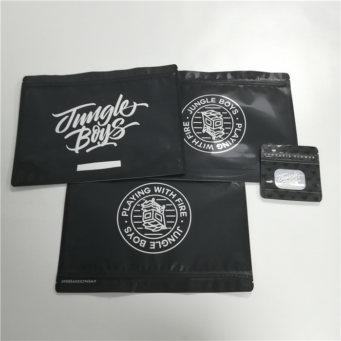 生物分解性の注文のジップ ロック式袋はタバコの葉の包装のジャングルの男の子マイラーを立てます