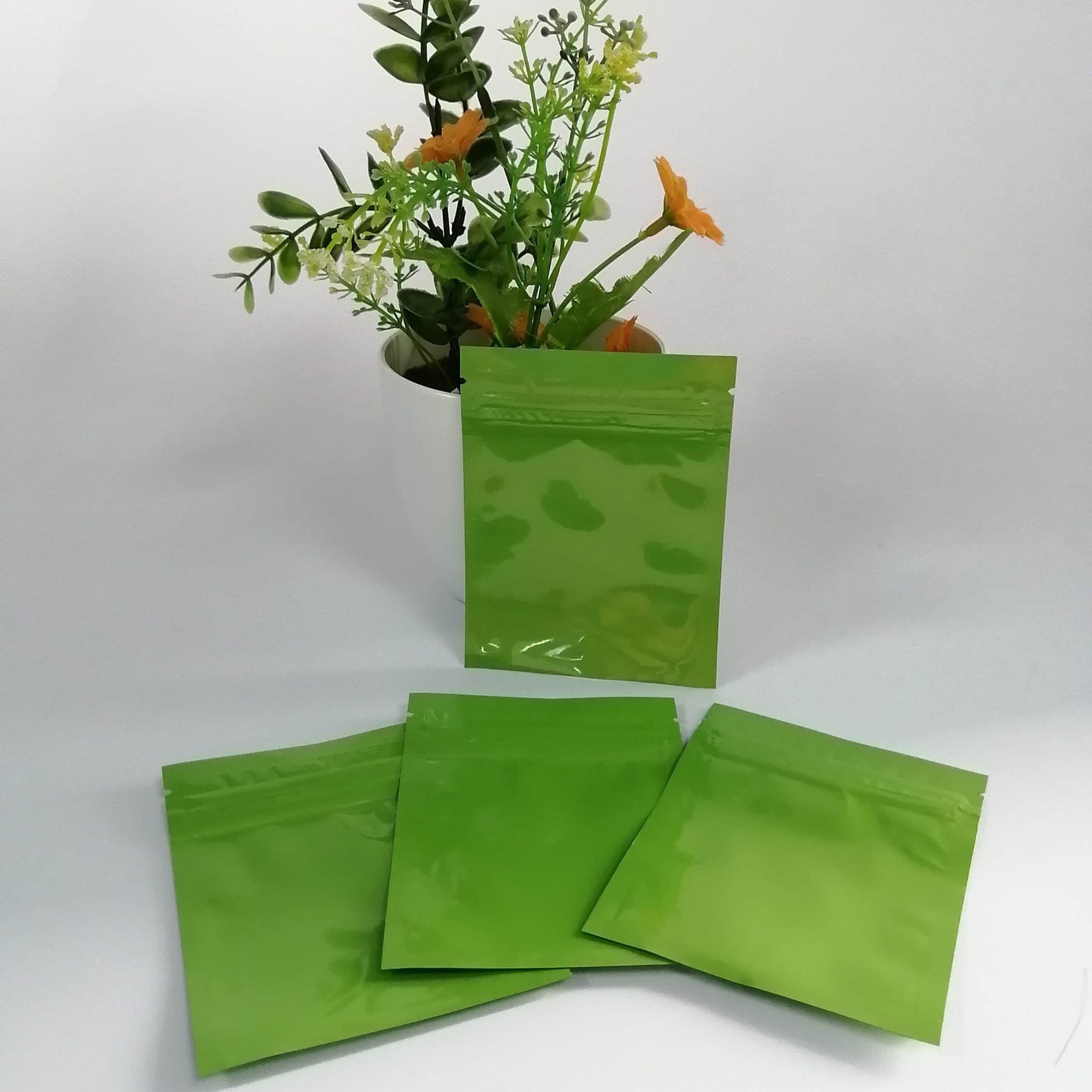 プラスチック小さい磨き粉の注文のZiplockは防止湿気の中のアルミ ホイルを袋に入れます