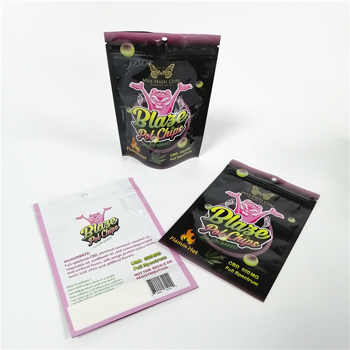 カスタマイズされたデジタル印刷物の草の香の包装は袋ホイルの軽食袋を立てます