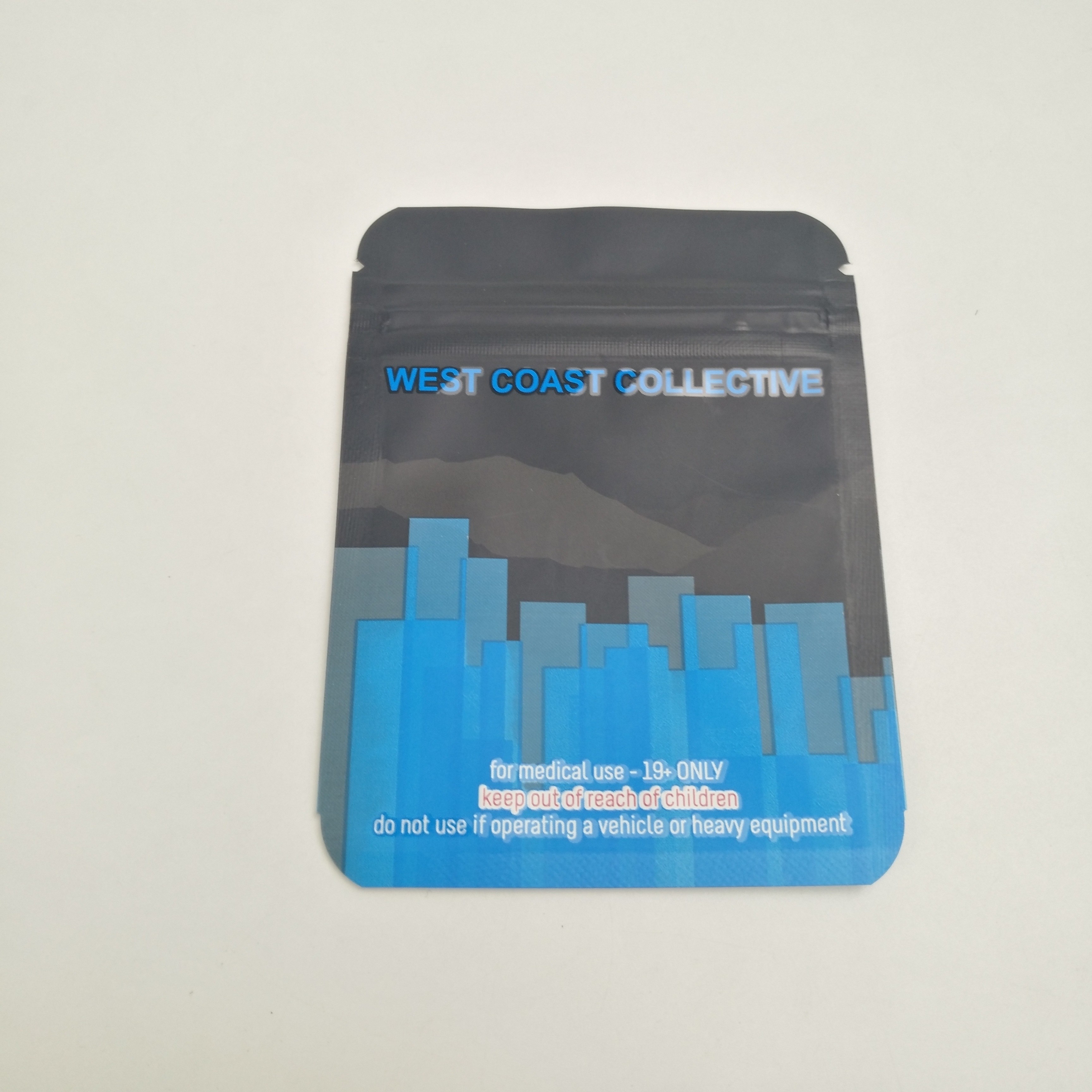 カスタマイズされた3.5gcookiesはジッパーが付いている紫外線臭いの証拠の子供の雑草のruntzのジャングルの薬の磨き粉を袋に入れる