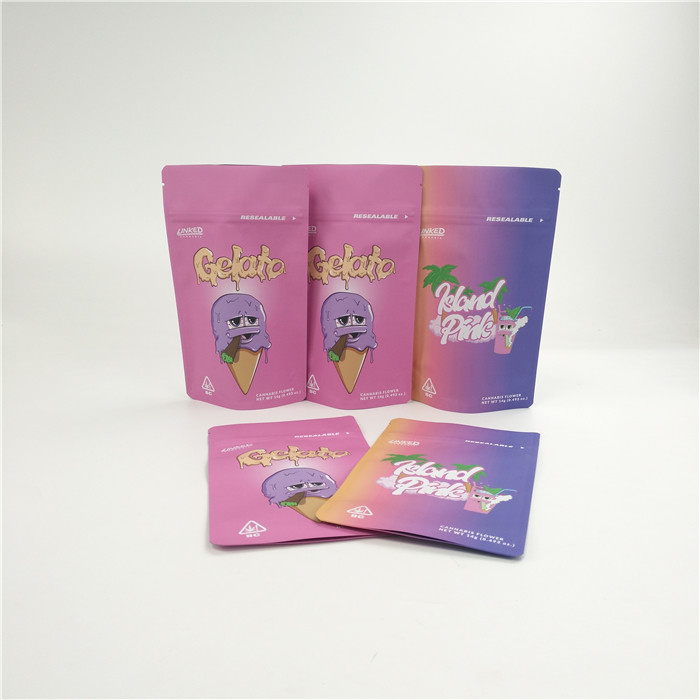 カスタマイズされた柔らかいタッチの臭いは麻のインド大麻のクッキーの子供抵抗力があるDoypackのための袋の上に3.5g 7gを立つ検査する