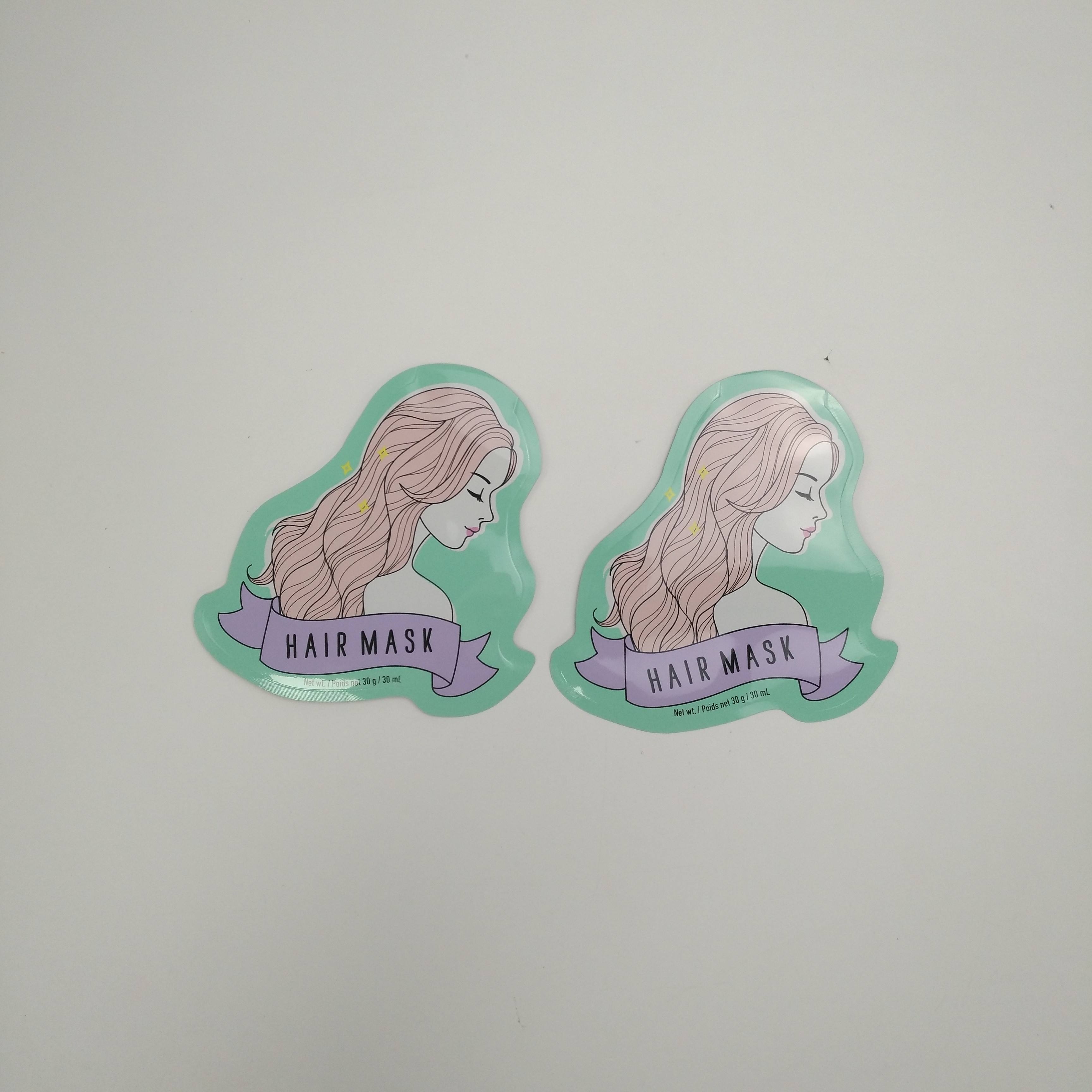 白くなる皮はCMYK色を包む120のMicのプラスチック袋をクリーム状にする