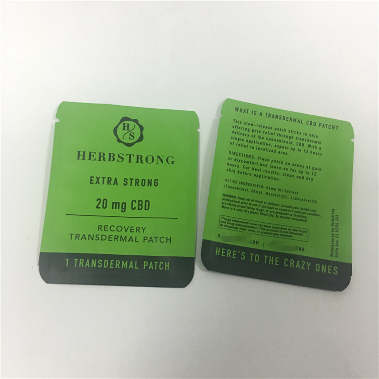 注文の印刷のResealableマイラーのジッパー ロックは袋を包む袋の雑草CBDのクッキーの上に立つ