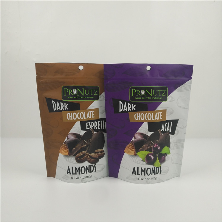 チョコレート・バーのための袋の上の食品等級のジッパーのプラスチック注文の印刷された立場