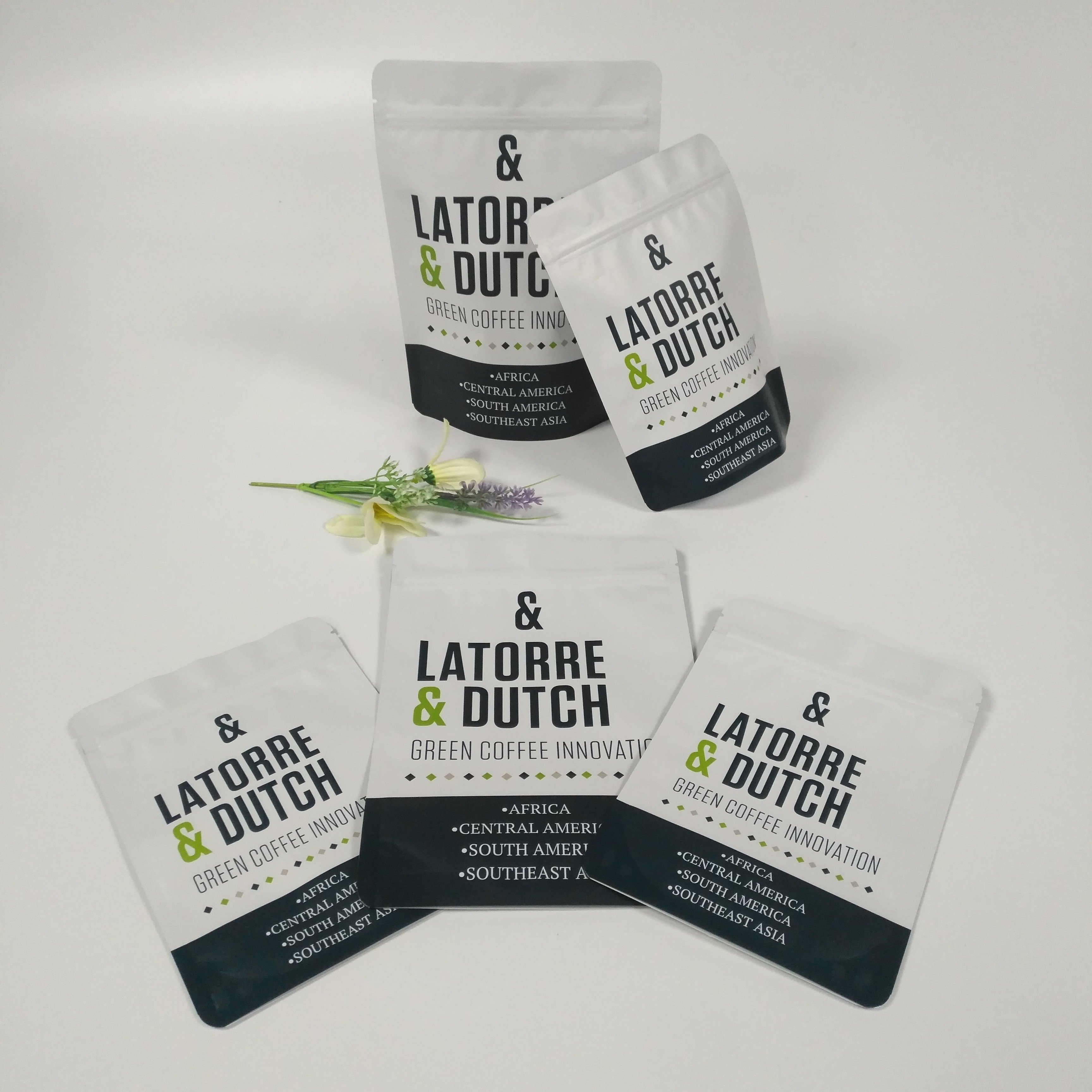 光沢のある表面の110ミクロンの軽食袋の包装のアルミ ホイルCMYK