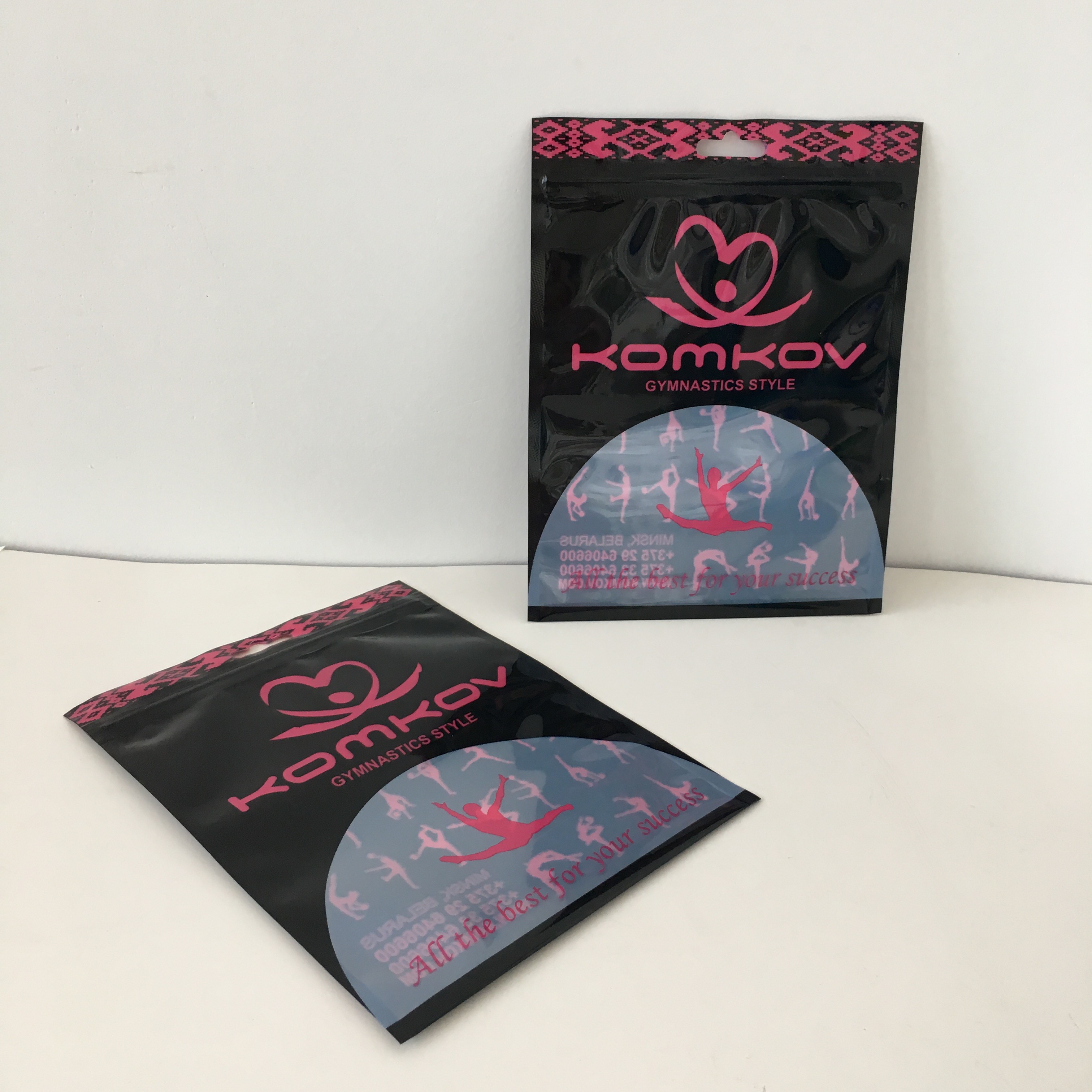 スポーツはCMYK MOPPの衣類の立場の袋防水Oppを強打する