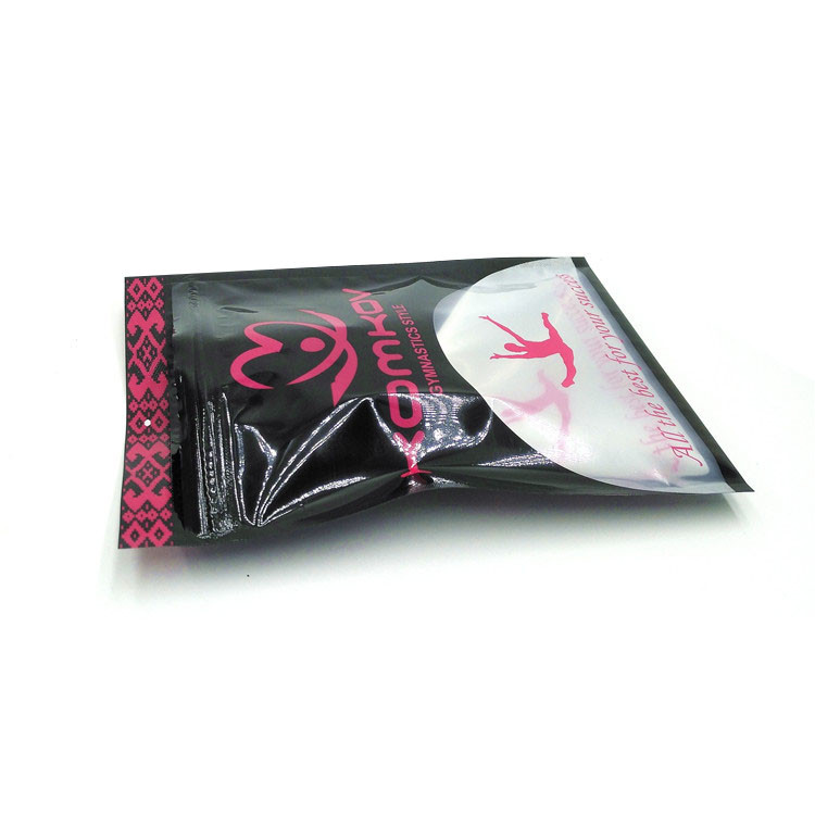 240mic CMYK MOPP Oppは衣服のジッパーを曇らした衣類のためのVMPETを袋に入れる