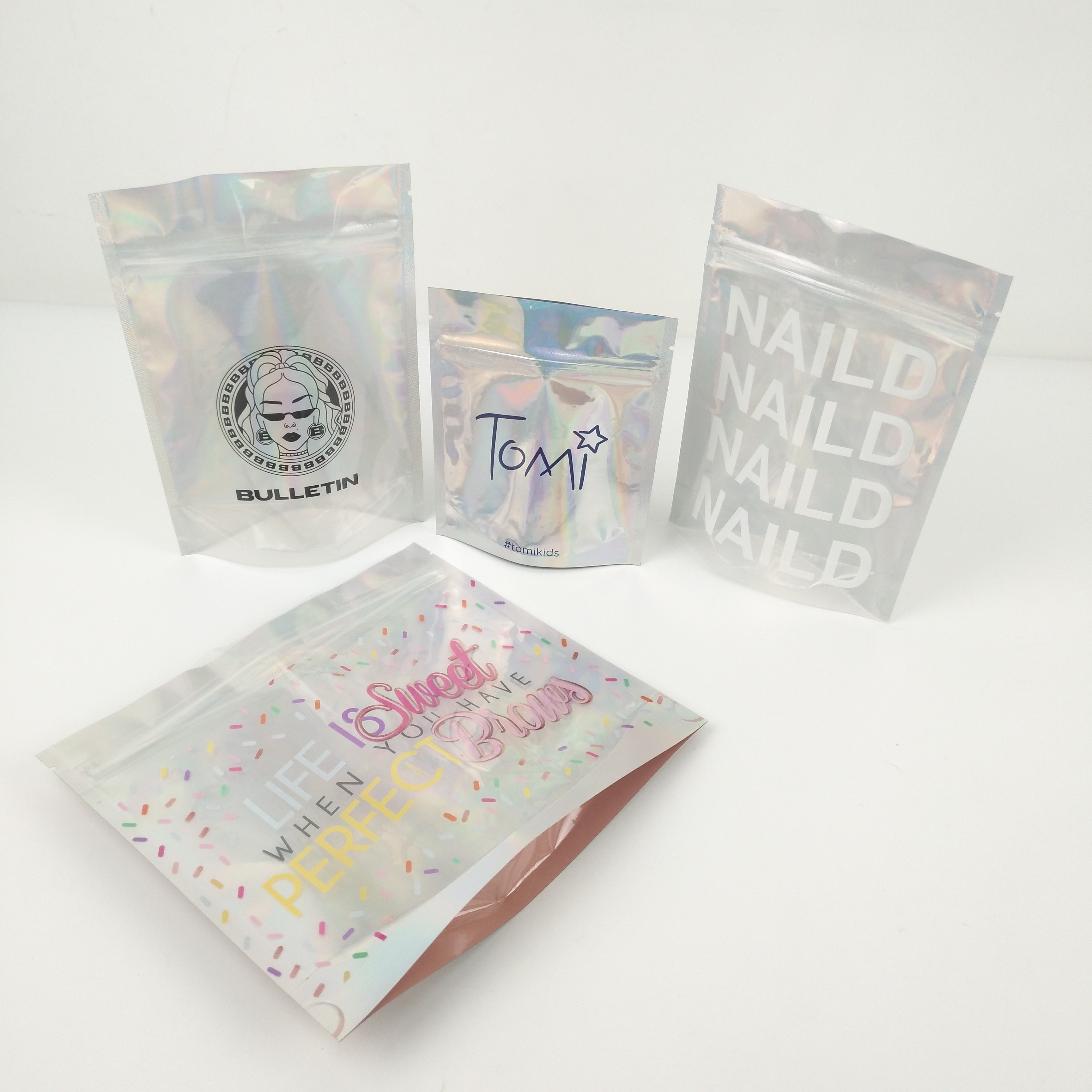 1.2c Mpet CMYKのジップ ロック式のプラスチック パッキングは宝石類の化粧品のためのVMPETのグラビア印刷を袋に入れる