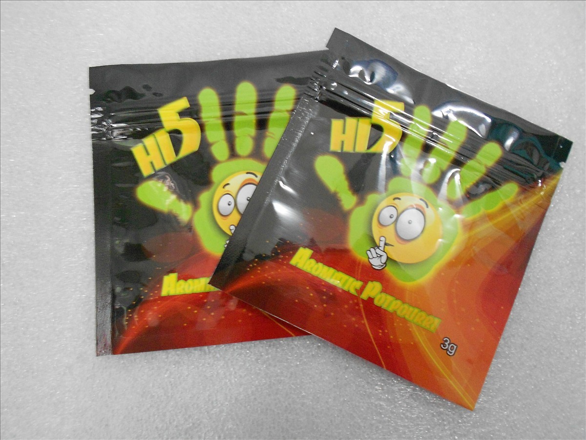 水の証拠のペット + VMPET + PE の草の香の包装袋