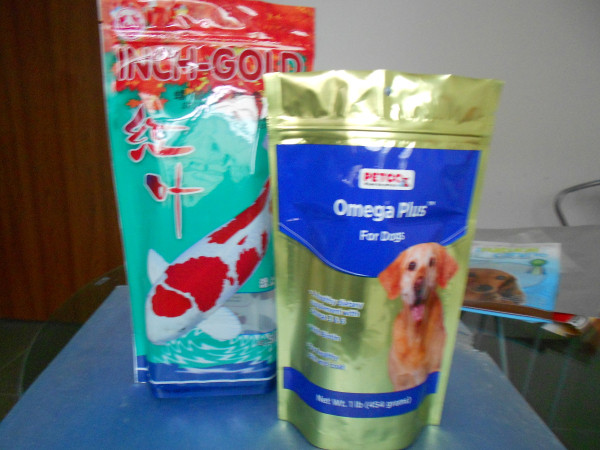 グラビア印刷トラップによって印刷される 130mic はペット フードのための袋を立てます