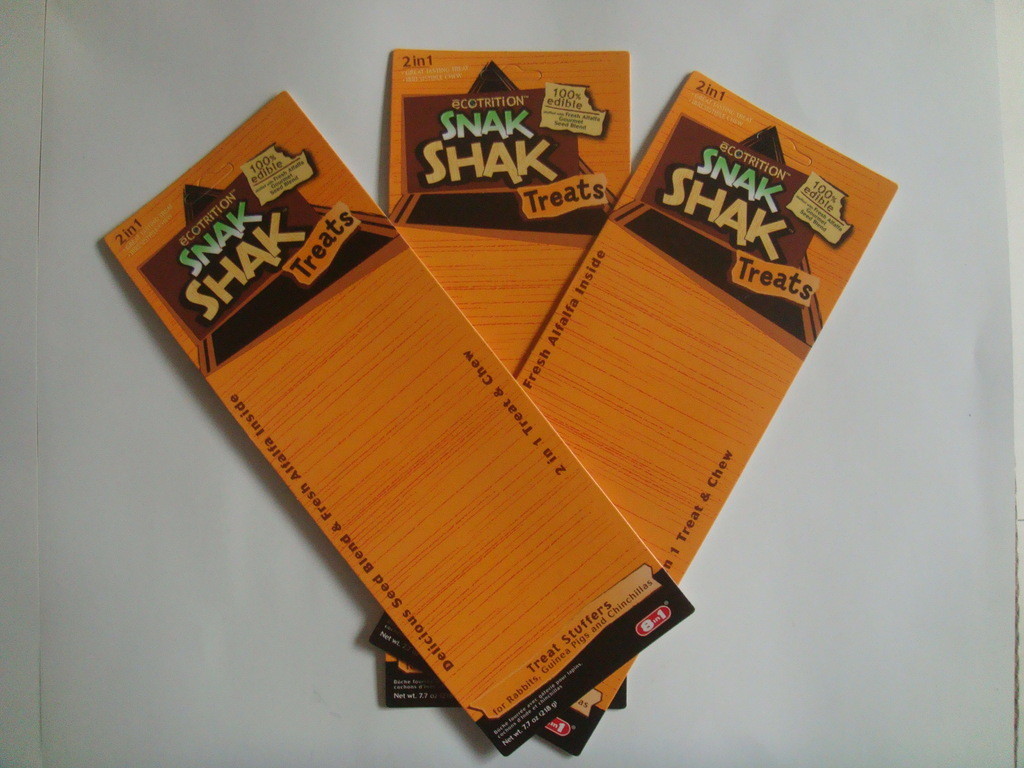 ヨーロッパのこつの穴が付いている 250 グラムのクラフト紙を包む魅力的なまめカード