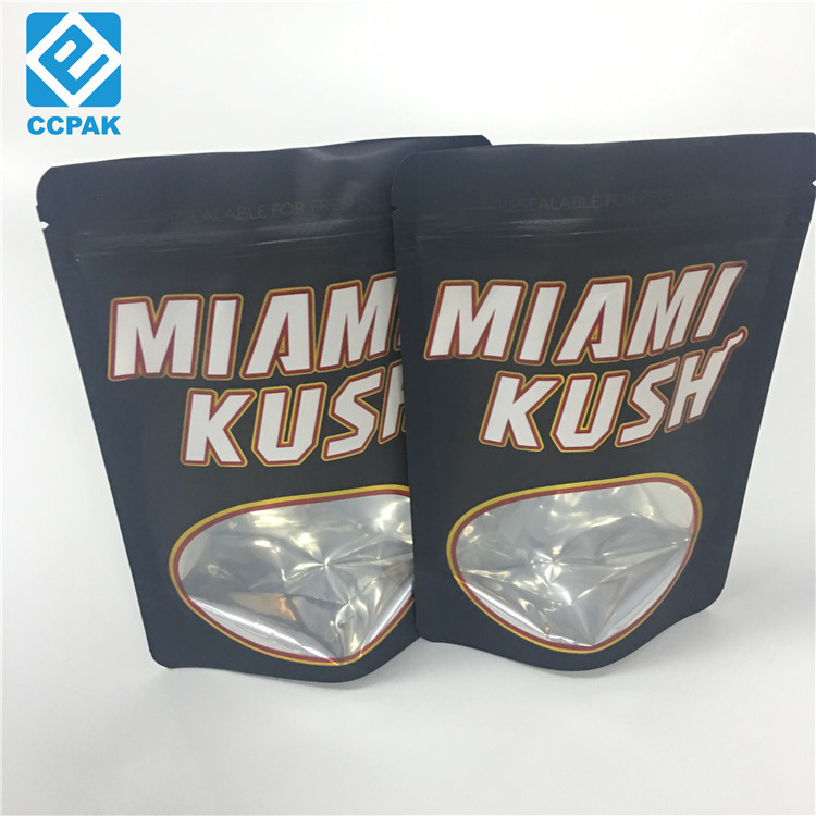 柔らかいタッチのマイラーのZiplockは不規則な形のクッキーのマイラー型抜きされた袋を袋に入れる