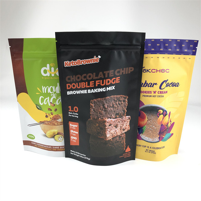 ジッパーが付いている袋の上の食品等級のジッパー ロックのポリ袋のアルミ ホイルの立場