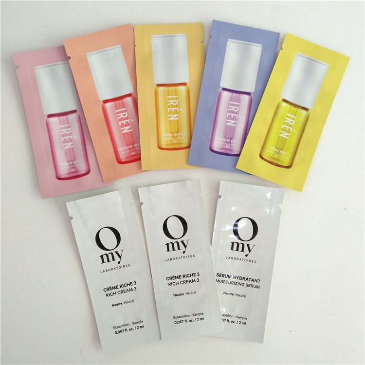 ヒート シールされた化粧品は平らな袋マイラーが3つの側面のシール袋を失敗させる包装の磨き粉を見本抽出する